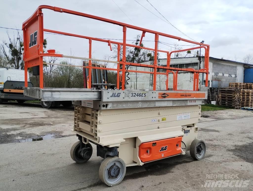 JLG 3246 ES Nůžková zvedací plošina