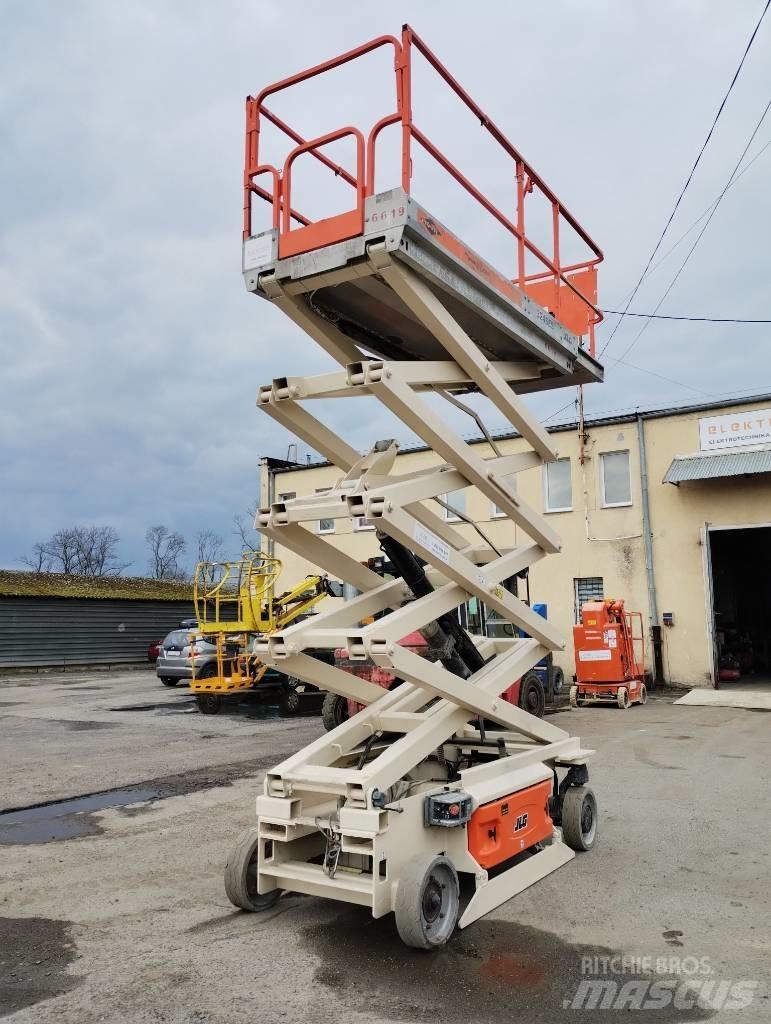 JLG 3246 ES Nůžková zvedací plošina