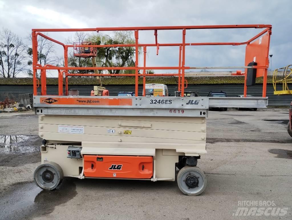 JLG 3246 ES Nůžková zvedací plošina