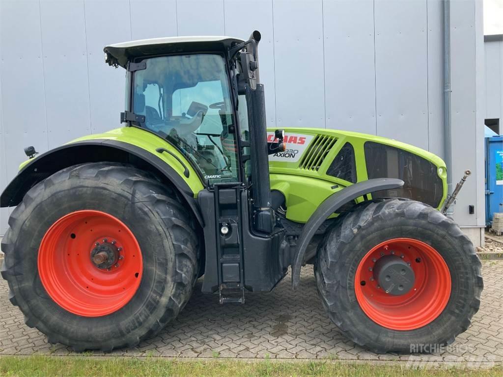 CLAAS Axion 930 Traktory