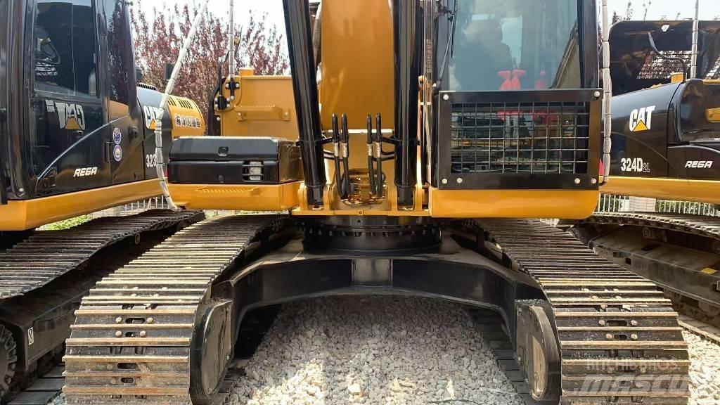 CAT 325 D L Pásová rýpadla