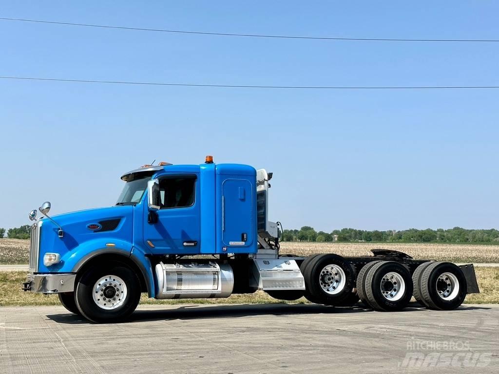 Peterbilt 567 Tahače