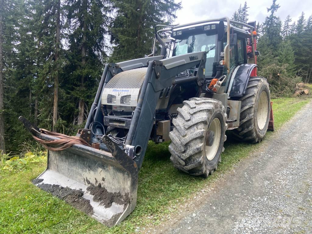 Valtra T 162 Lesní traktory