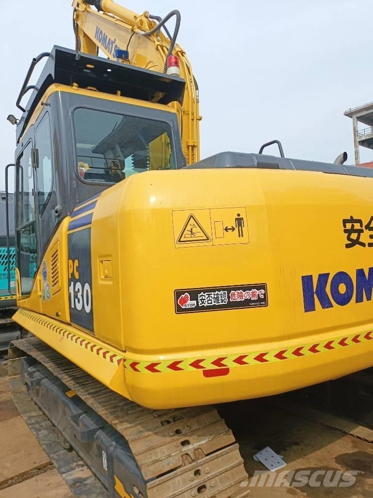 Komatsu PC130 Pásová rýpadla