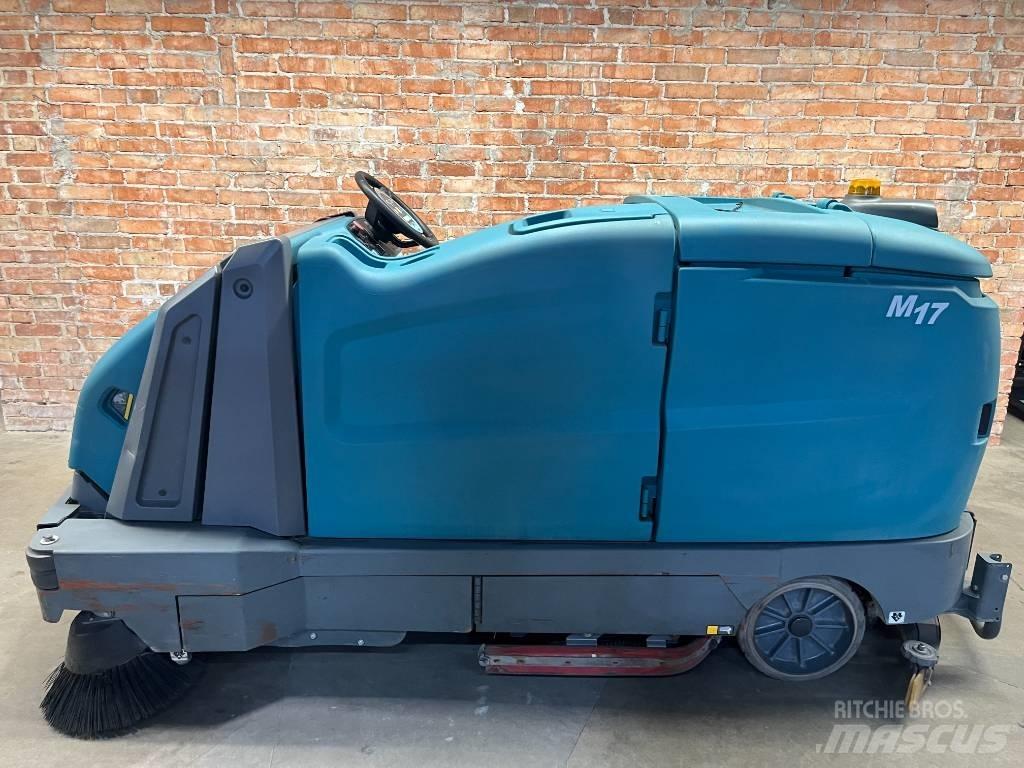 Tennant M 17 Kombinované  podlahové mycí stroje