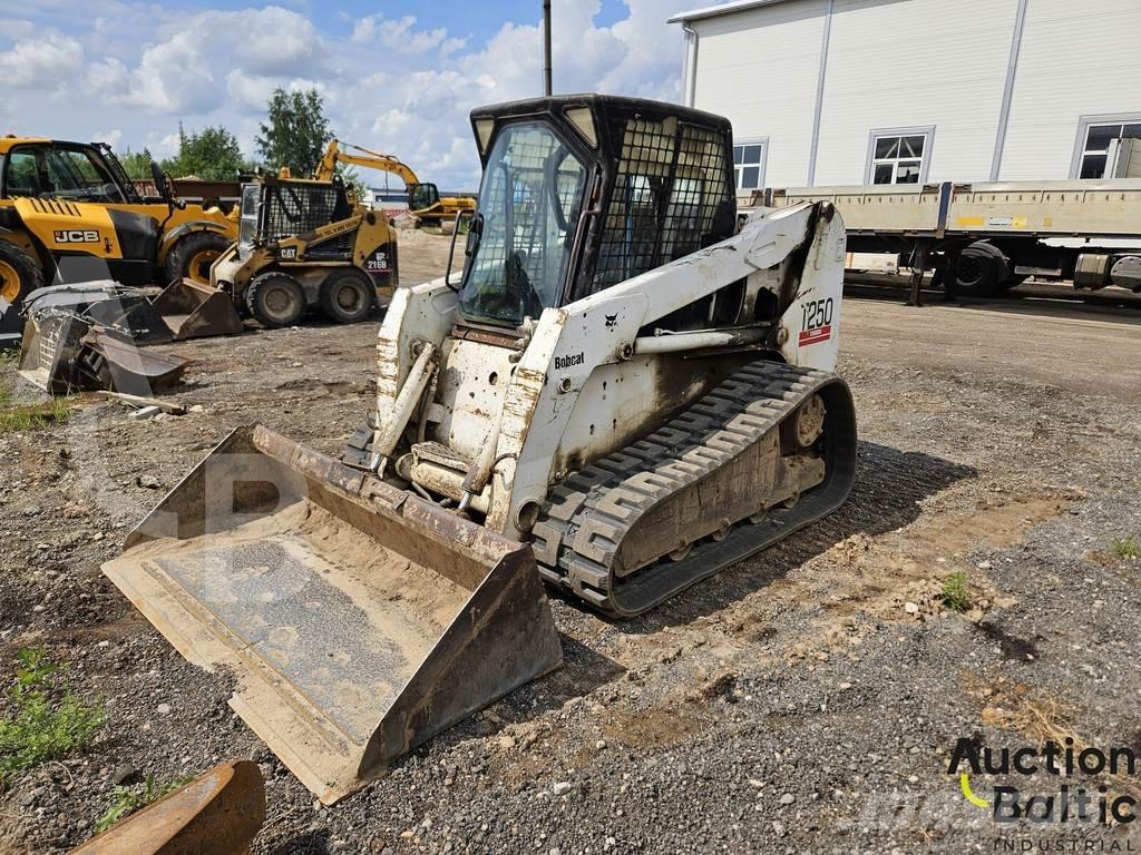Bobcat T 250 Pásové nakladače