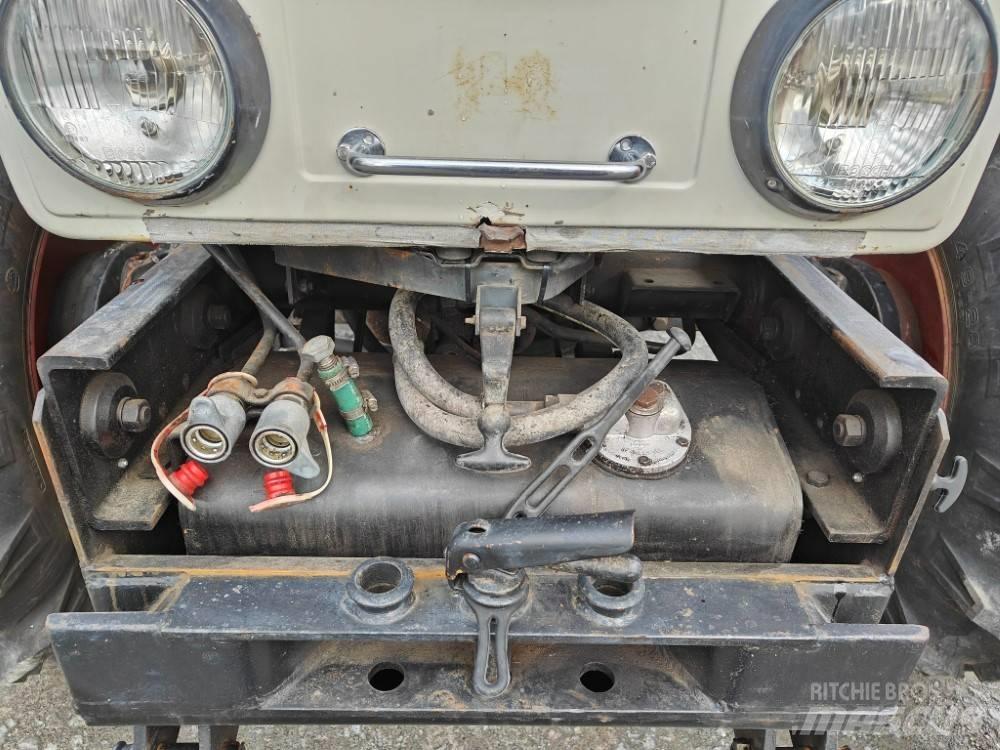 MB Trac 65/70 - VIDEO Traktory