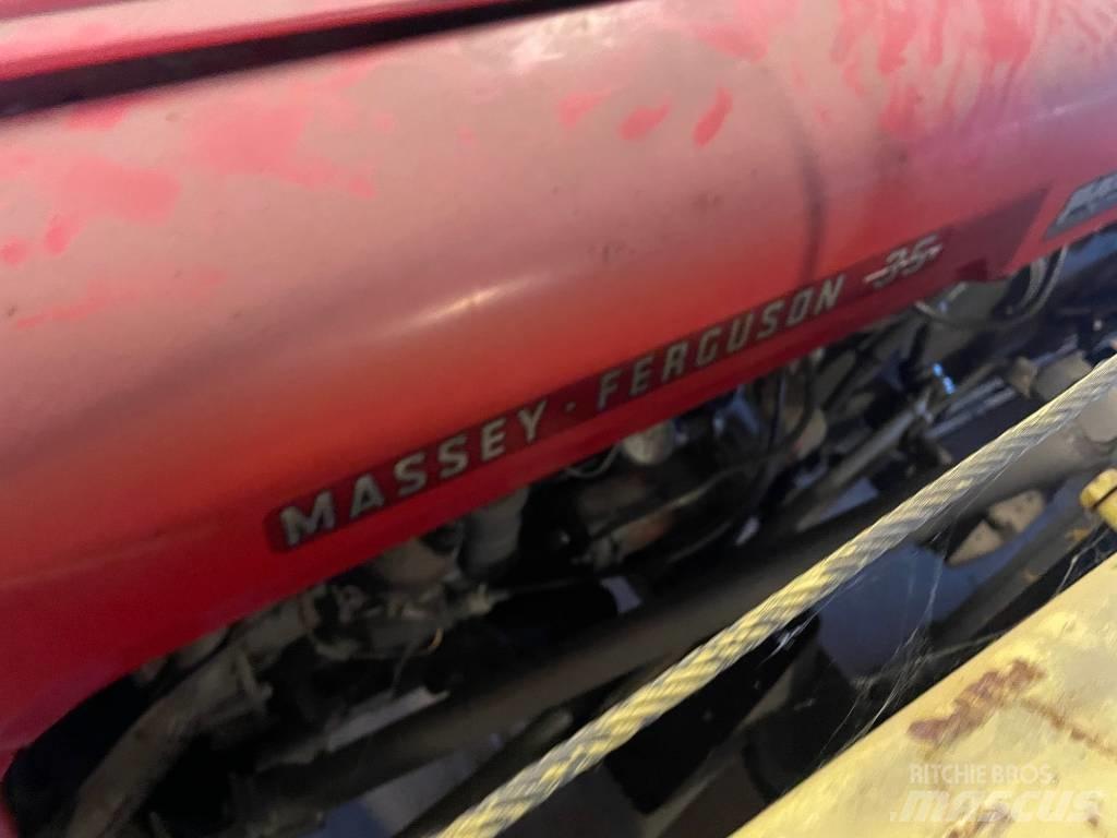 Massey Ferguson 35 Traktory