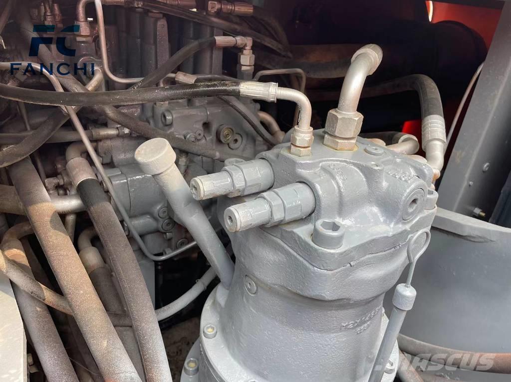 Hitachi EX 200 Pásová rýpadla