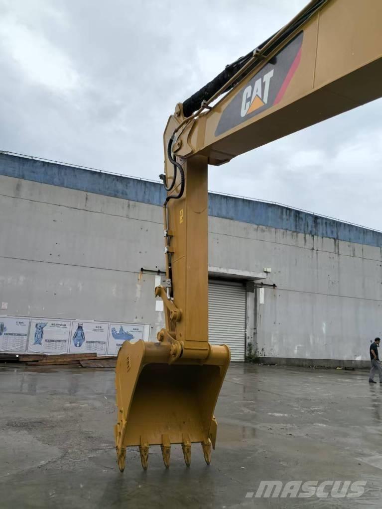 CAT 320 D L Pásová rýpadla