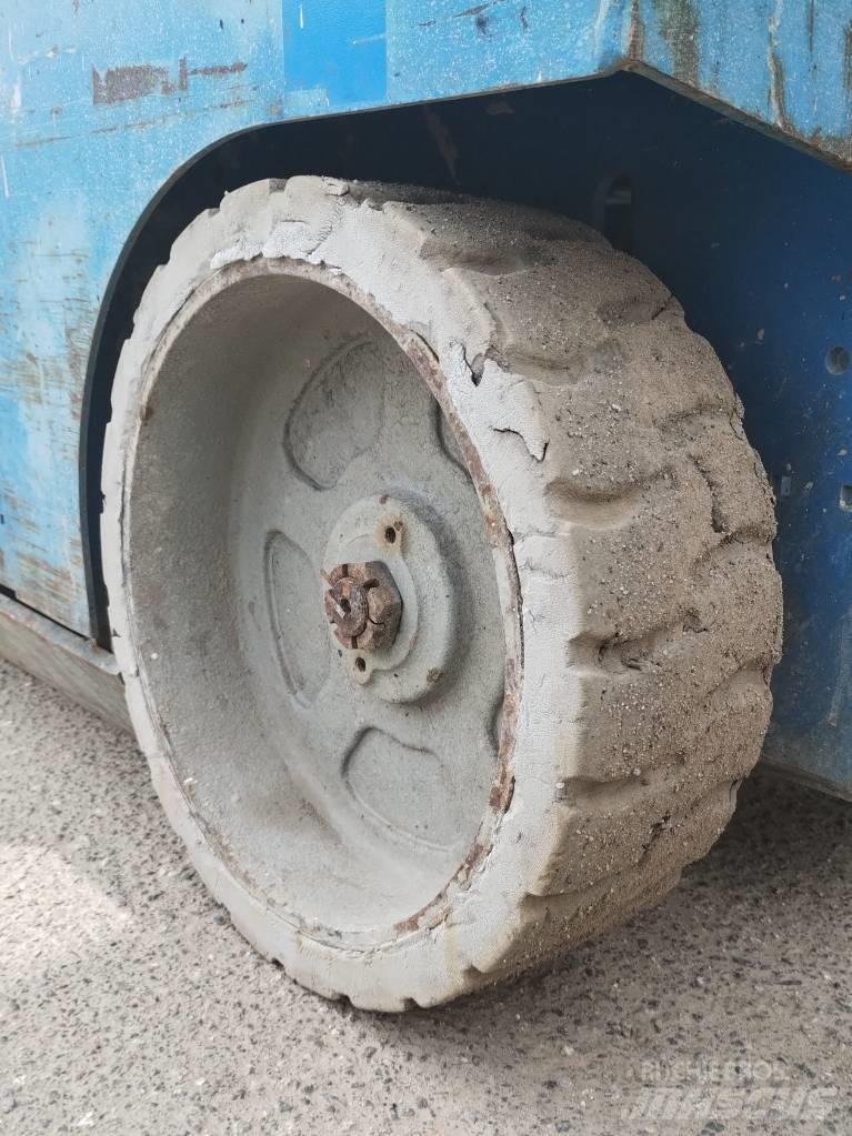 Genie GS 3246 Nůžková zvedací plošina
