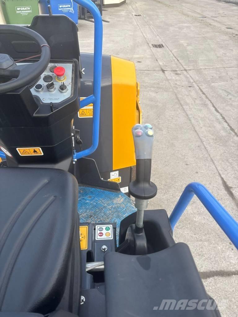 XCMG XD120 Tandemové válce