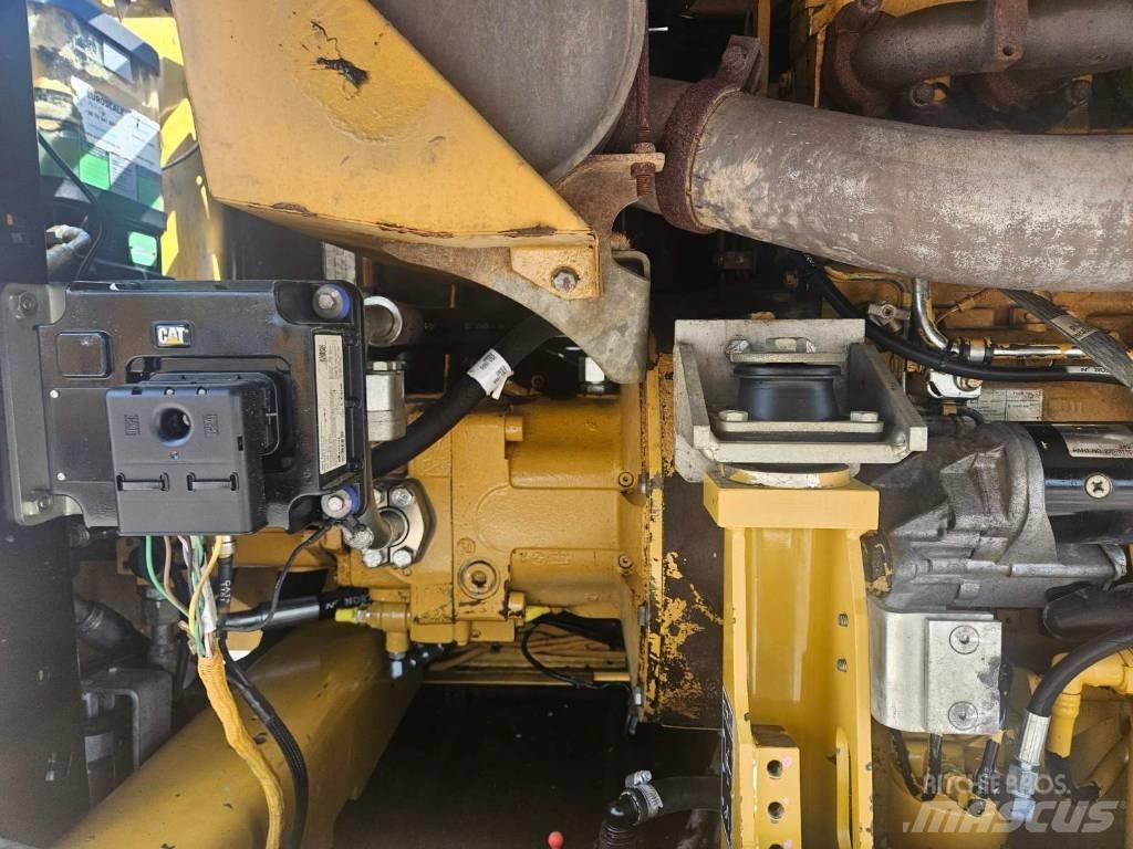 CAT M 316 D Kolová rýpadla