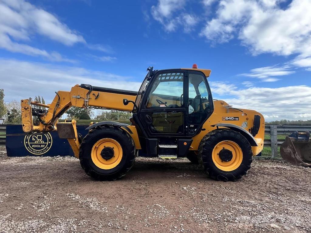 JCB 540-140 Teleskopické manipulátory