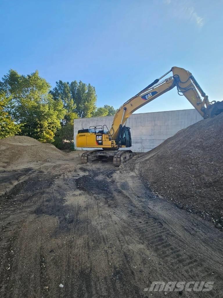 CAT 352 F Pásová rýpadla