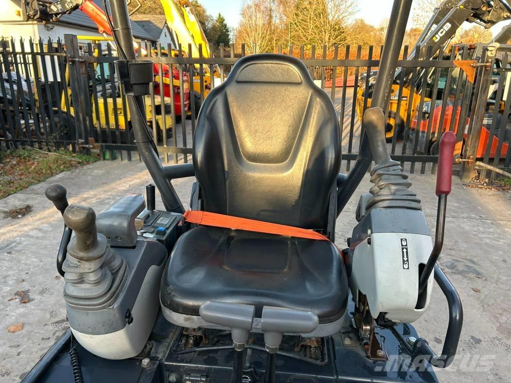 Hitachi ZX 19 U-6 Mini rýpadla < 7t