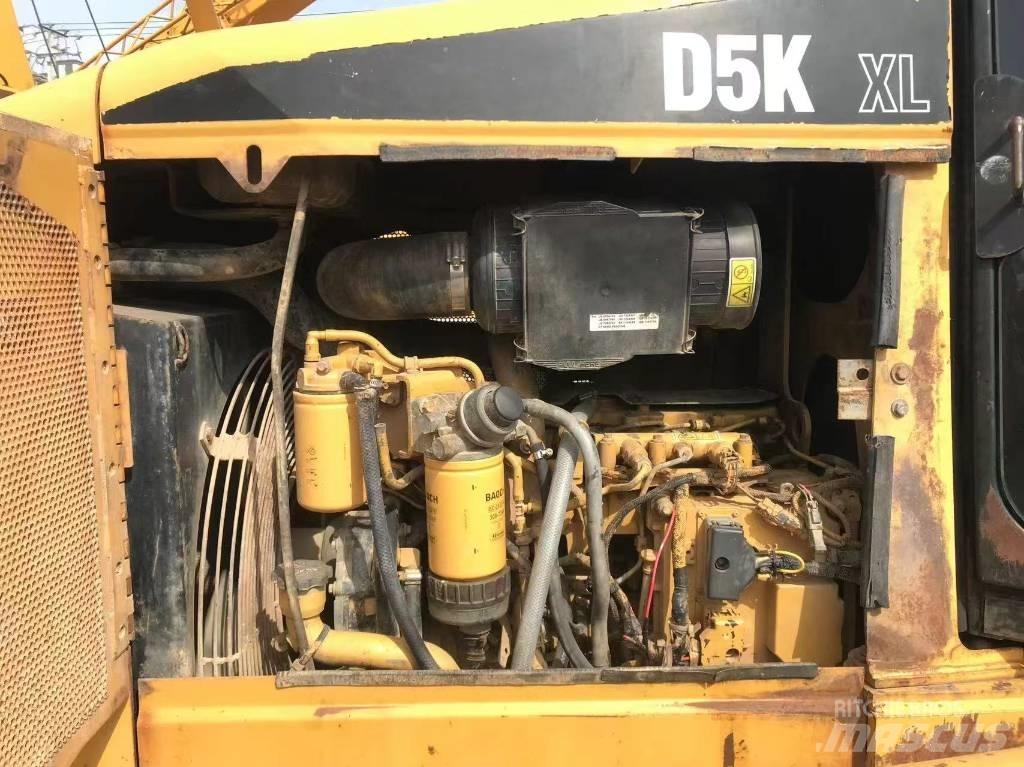 CAT D 5 K Pásové dozery