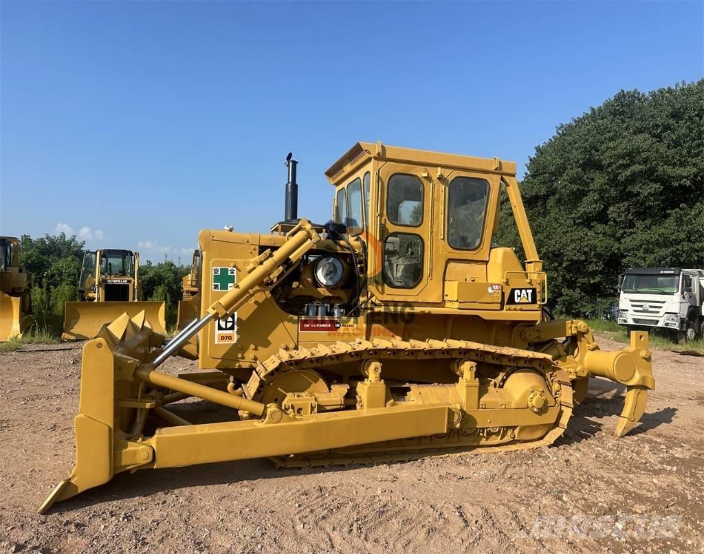 CAT D7G Pásové dozery