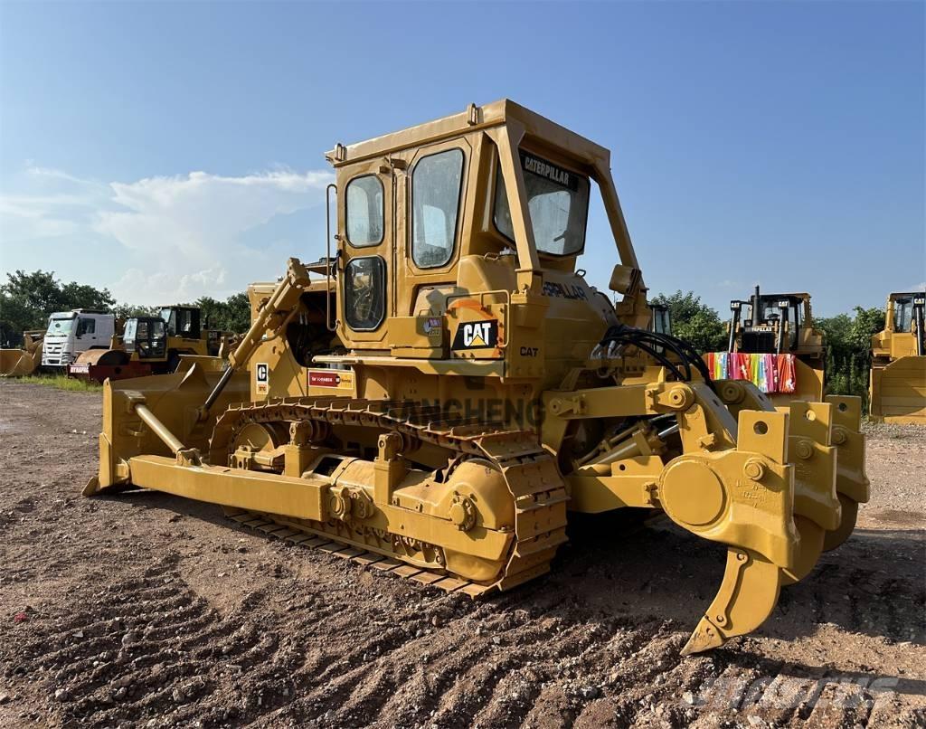 CAT D7G Pásové dozery