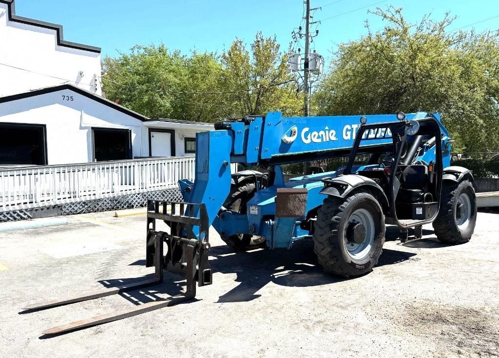 Genie GTH 1056 Teleskopické manipulátory