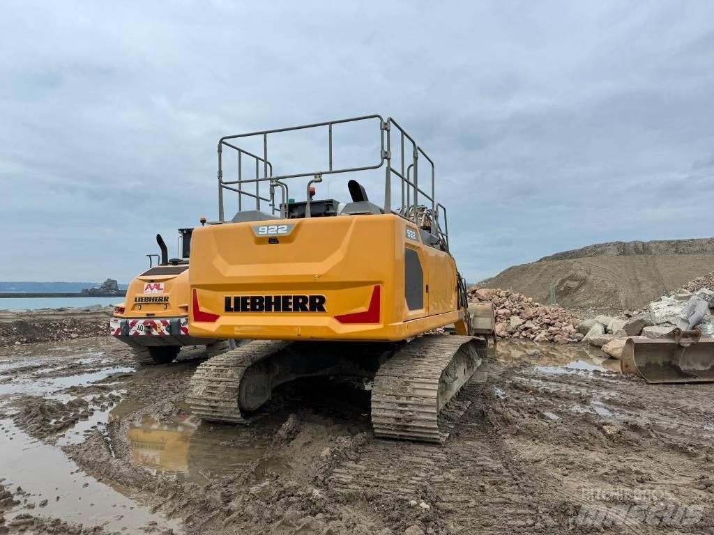 Liebherr R922LC Pásová rýpadla