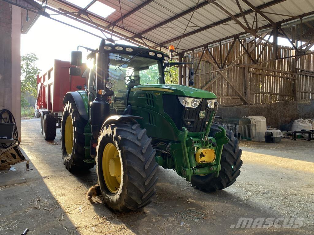 John Deere 6155R Traktory