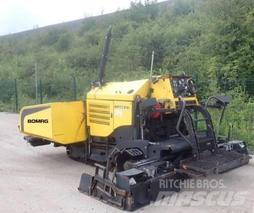 Bomag BF 223 C Finišery