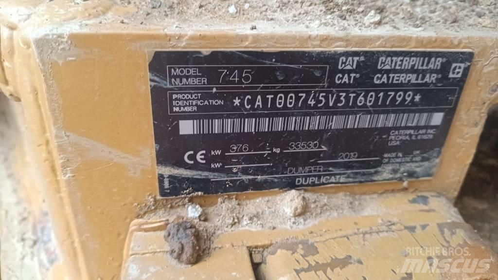CAT 745 Kloubové dempry