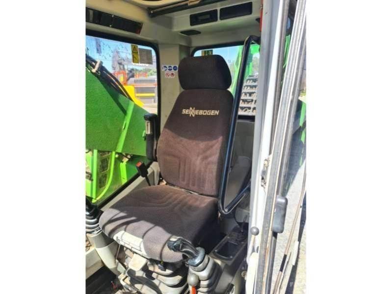 Sennebogen 825 Stroje pro manipulaci s odpadem