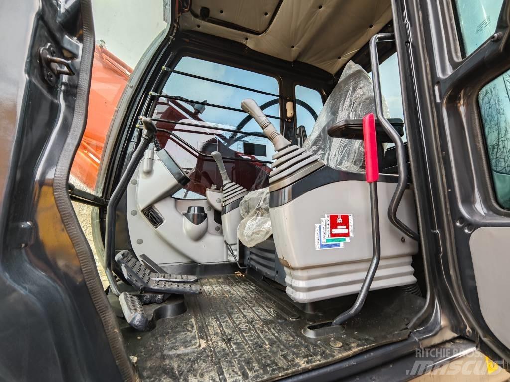 Hitachi ZX 200-6 Pásová rýpadla