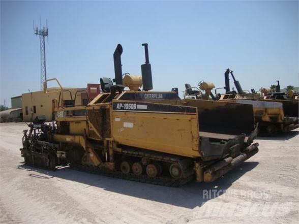CAT AP-1050B Finišery