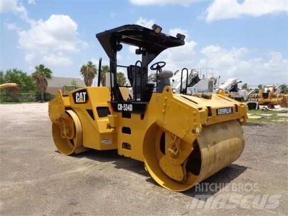 CAT CB-534DXW Tahačové válce