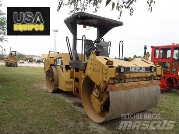 CAT CB-534DXW Tahačové válce