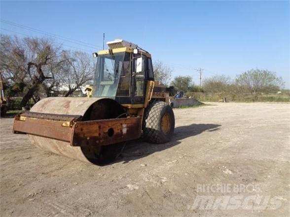CAT CS-563C Tahačové válce