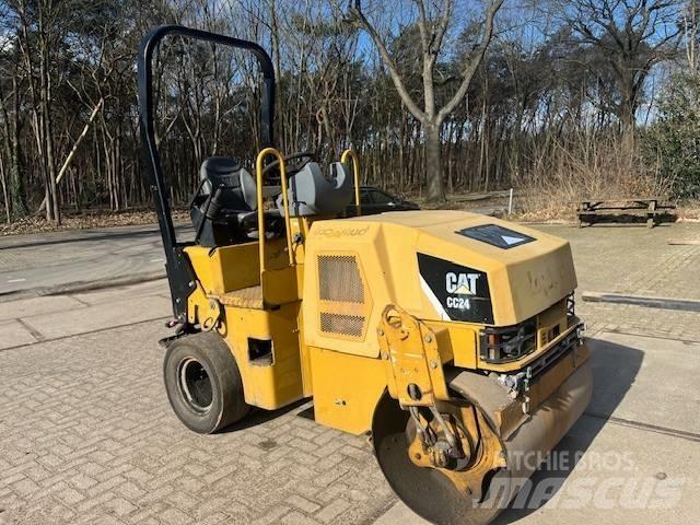 CAT CC 24 Kombinované válce