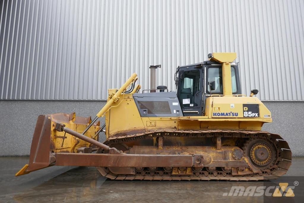 Komatsu D85PX-15 Pásové dozery