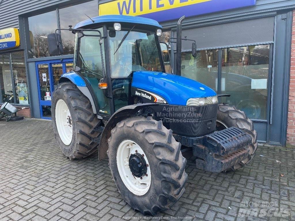 New Holland TD 95 D Traktory