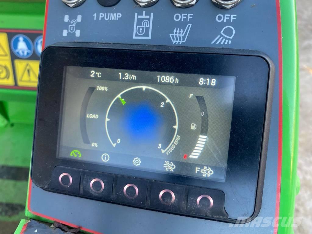 Avant 755 i Kolové nakladače