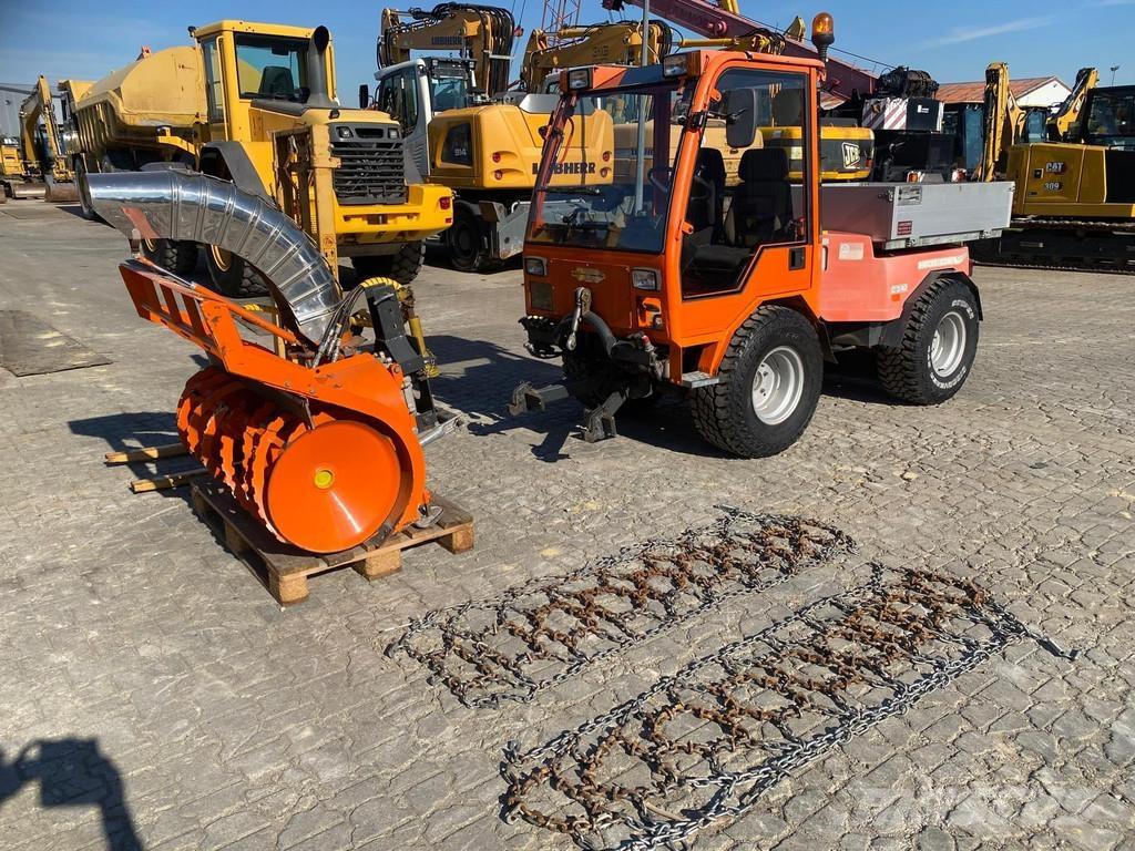 Holder C3.42 NVT Užitkové stroje