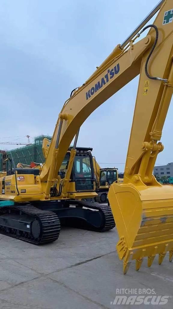 Komatsu PC 300-8 Pásová rýpadla