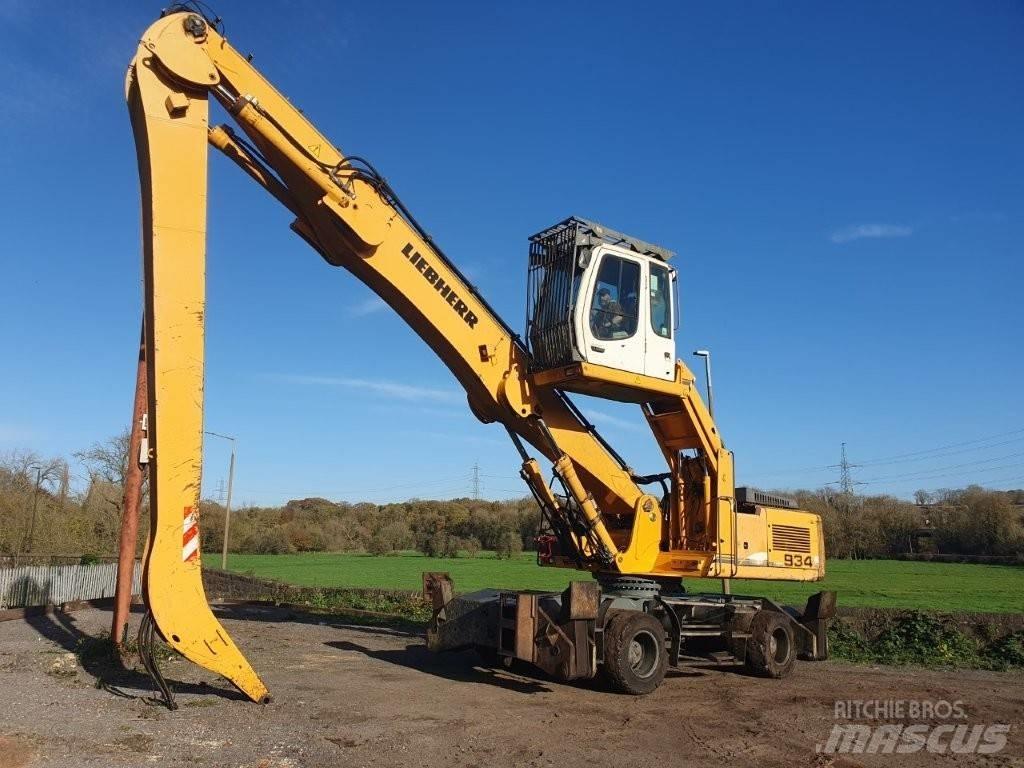 Liebherr A 934 C Stroje pro manipulaci s odpadem