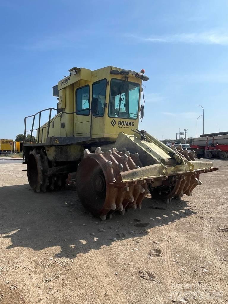 Bomag BC 572 RB Skládkové kompaktory