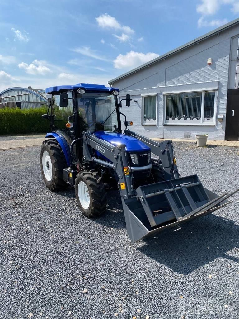 Lovol M404C Kompaktní traktory