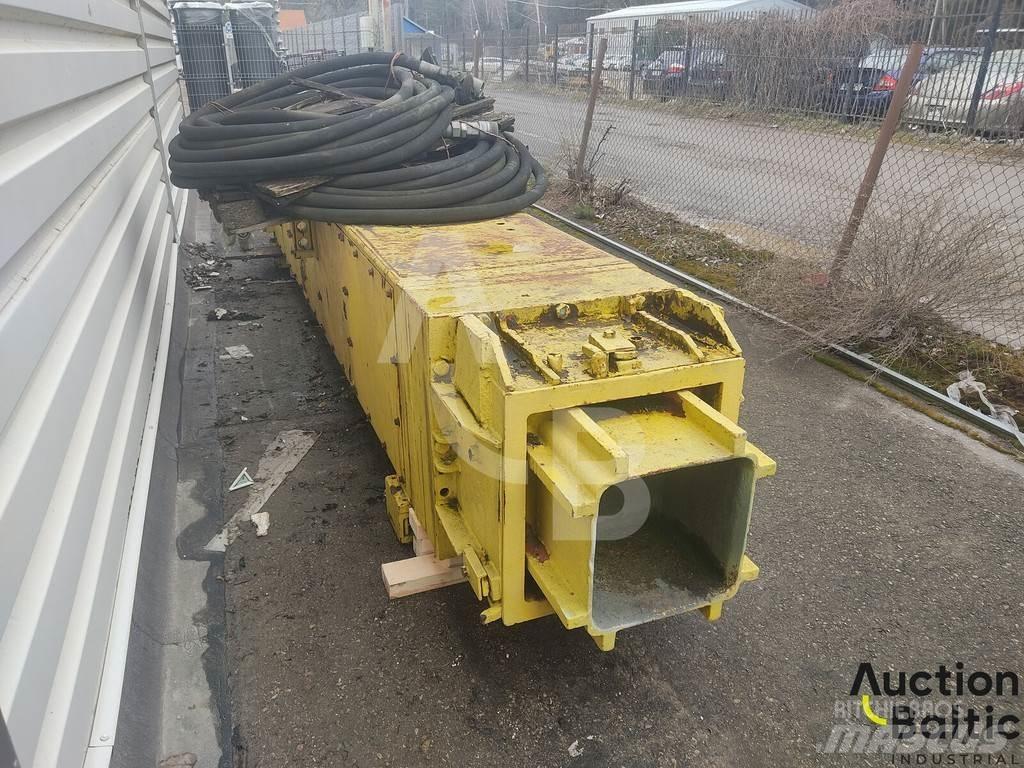 Delmag HB 30 Pokladače potrubí