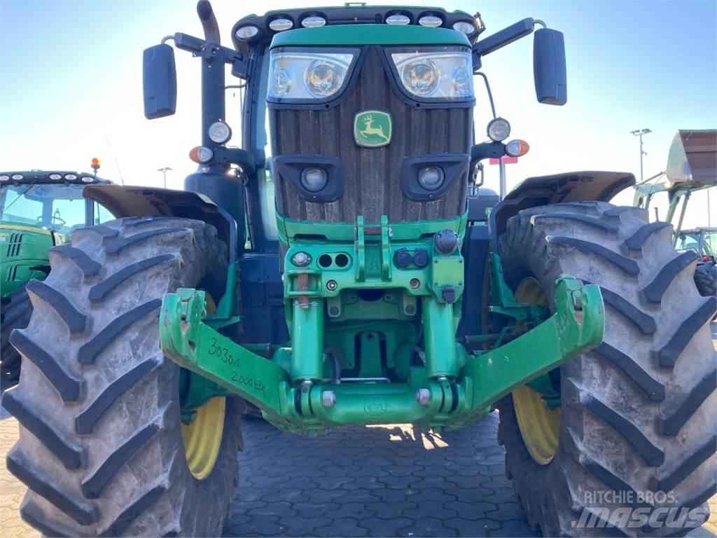 John Deere 6155 R Traktory