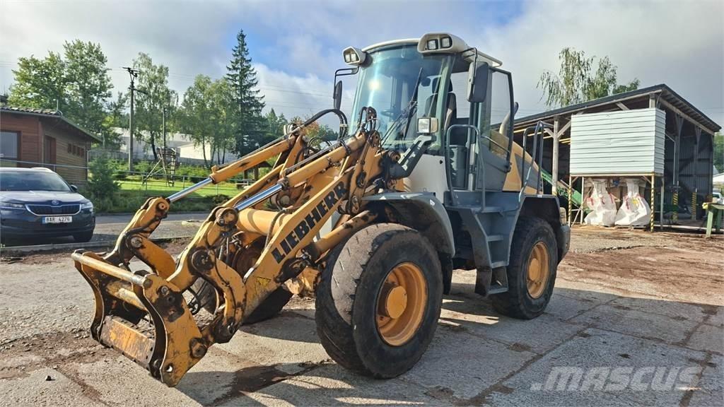 Liebherr L524 Stavebnictví - ostatní