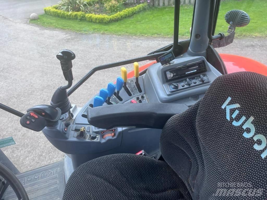 Kubota M 7132 Traktory