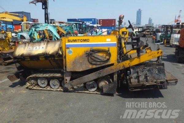 Sumitomo HA31C Finišery