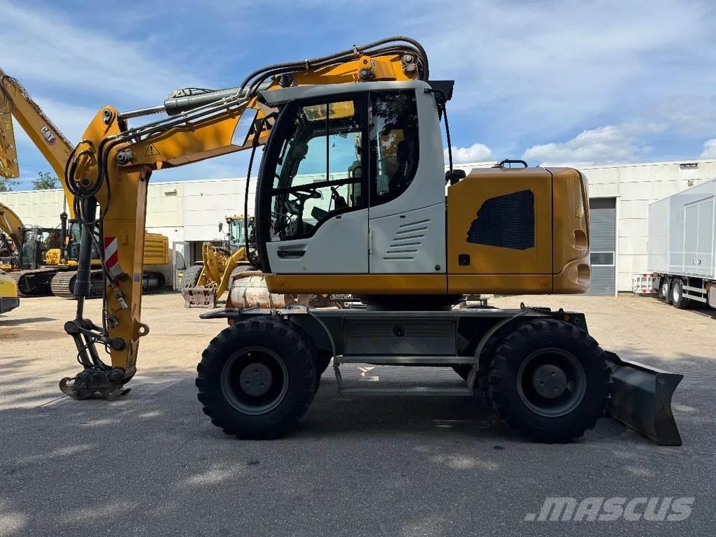 Liebherr A918 Kolová rýpadla
