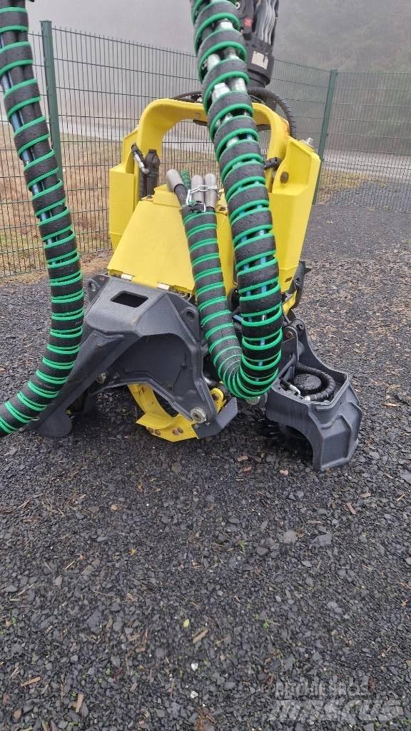 John Deere H424 Odvětvovače